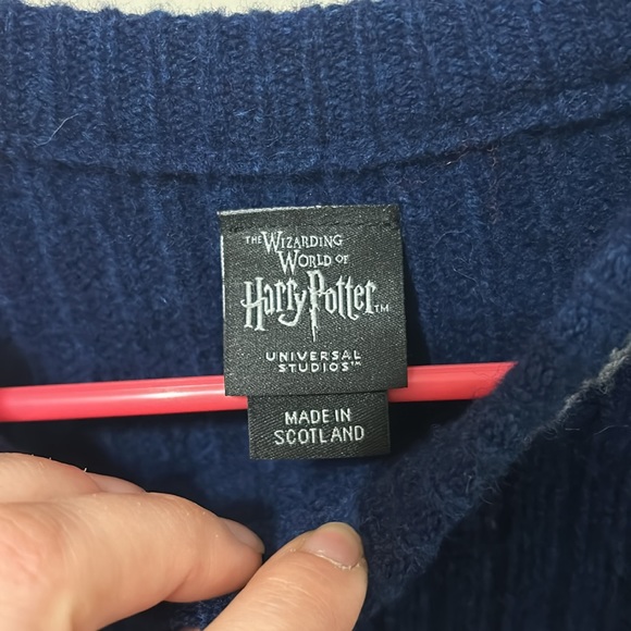 RAVENCLAW Universal Studios Lambwool Sweater - Picture 4 of 4